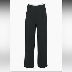 ARITIZIA Effortless Pants